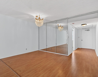 2651 S Palm Aire Drive - Photo Thumbnail 9