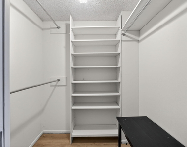 2651 S Palm Aire Drive - Photo Thumbnail 24