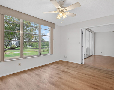 2651 S Palm Aire Drive - Photo Thumbnail 15