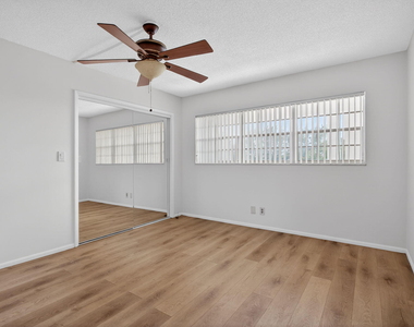 2651 S Palm Aire Drive - Photo Thumbnail 23