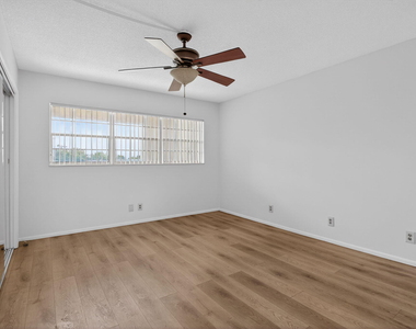 2651 S Palm Aire Drive - Photo Thumbnail 22