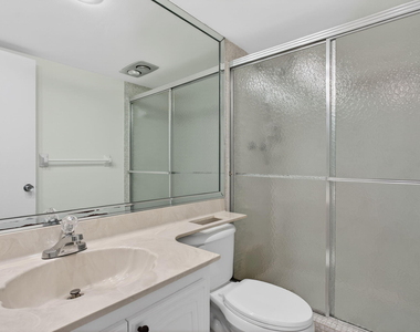 2651 S Palm Aire Drive - Photo Thumbnail 17