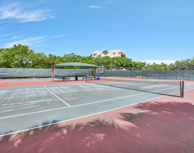 2651 S Palm Aire Drive - Photo Thumbnail 33