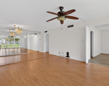 2651 S Palm Aire Drive - Photo Thumbnail 12