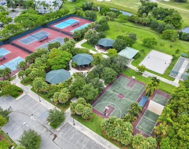 2651 S Palm Aire Drive - Photo Thumbnail 44