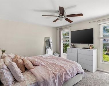 516 E Wintergreen Road - Photo Thumbnail 24