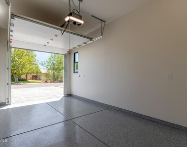 3014 E Avalon Drive - Photo Thumbnail 39