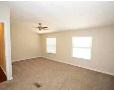 128 Burkhalter Street - Photo Thumbnail 7