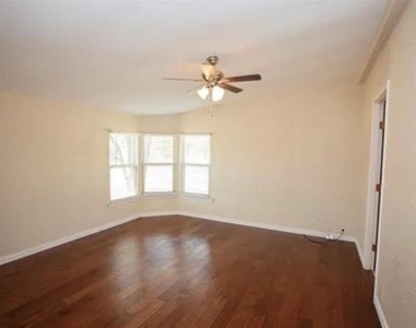 128 Burkhalter Street - Photo Thumbnail 20