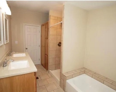 128 Burkhalter Street - Photo Thumbnail 13