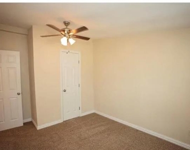 128 Burkhalter Street - Photo Thumbnail 8