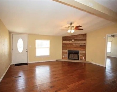 128 Burkhalter Street - Photo Thumbnail 14