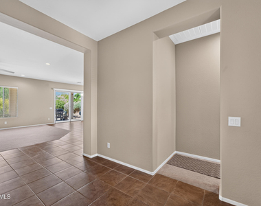 16864 W Hammond Street - Photo Thumbnail 13