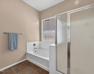 16864 W Hammond Street - Photo Thumbnail 41