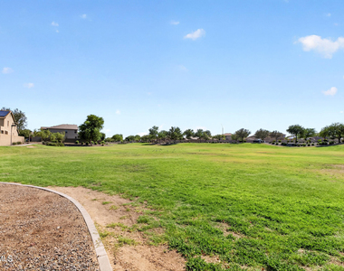 16864 W Hammond Street - Photo Thumbnail 87