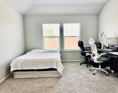 636 Mount Vista Lane - Photo Thumbnail 8