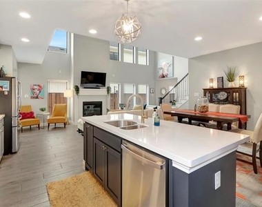 14173 Walsh Avenue - Photo Thumbnail 12