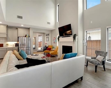 14173 Walsh Avenue - Photo Thumbnail 9