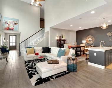 14173 Walsh Avenue - Photo Thumbnail 7