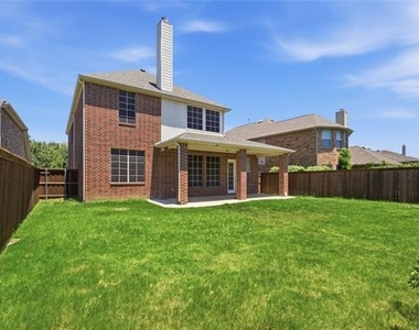 328 Anna Avenue - Photo Thumbnail 26