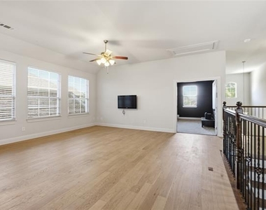 328 Anna Avenue - Photo Thumbnail 23