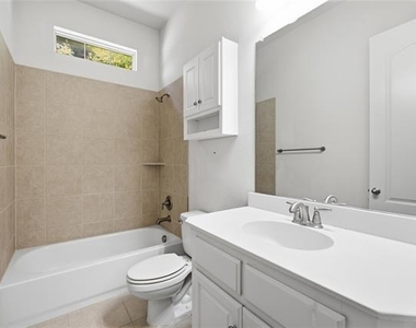 328 Anna Avenue - Photo Thumbnail 19