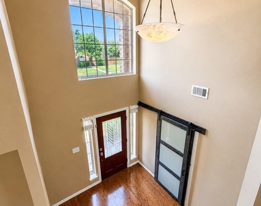 1818 Lake Texoma Circle - Photo Thumbnail 13