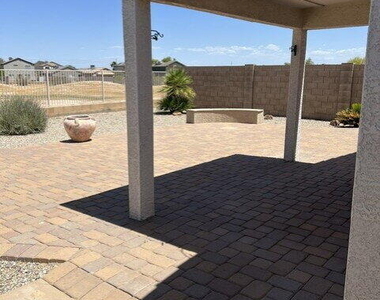 24115 N Desert Drive - Photo Thumbnail 13
