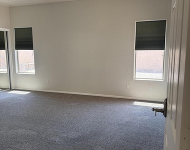 8421 W Mohave Street - Photo Thumbnail 14