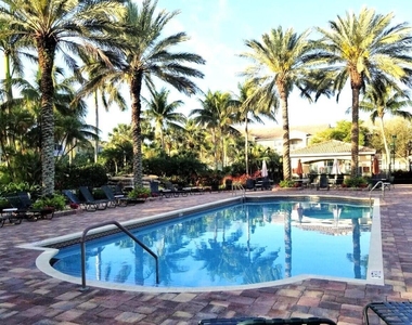 242 Village Boulevard - Photo Thumbnail 10