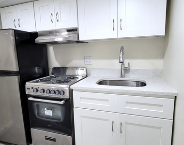 170-20 Lithonia Avenue - Photo Thumbnail 2