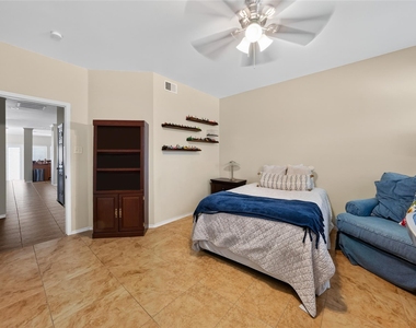 6015 Homestead Court - Photo Thumbnail 17