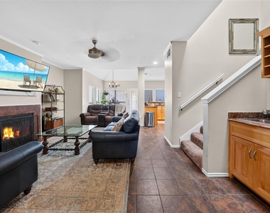 6015 Homestead Court - Photo Thumbnail 2