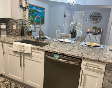 4856 N State Road 7 - Photo Thumbnail 2