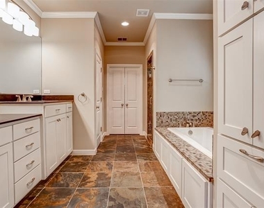4703 Dexter Avenue - Photo Thumbnail 14