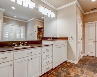 4703 Dexter Avenue - Photo Thumbnail 15