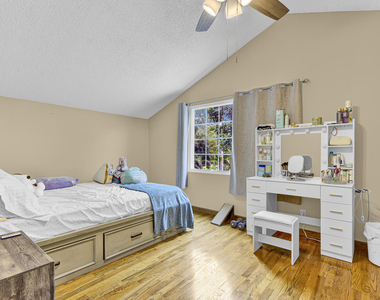 5893 Cassandra Court - Photo Thumbnail 23