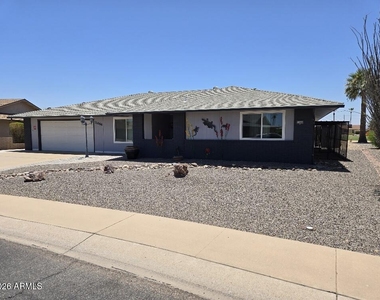 11666 N Rio Vista Drive - Photo Thumbnail 2