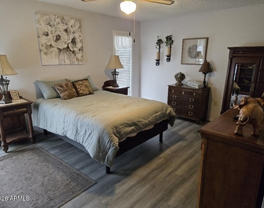 11666 N Rio Vista Drive - Photo Thumbnail 10