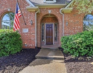 1405 Salado Drive - Photo Thumbnail 1