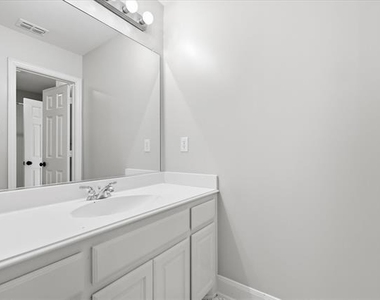 1405 Salado Drive - Photo Thumbnail 24