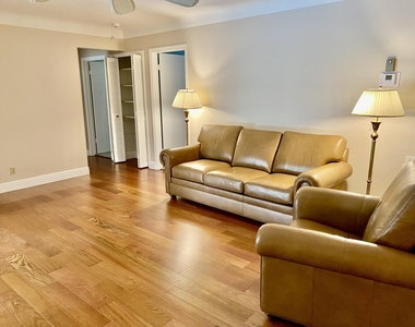 1140 Sw 15th Street - Photo Thumbnail 13