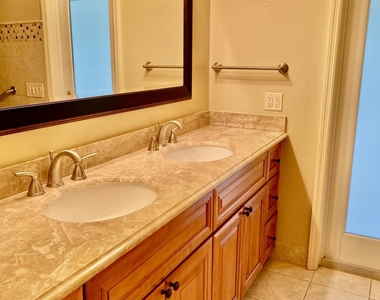 1140 Sw 15th Street - Photo Thumbnail 18
