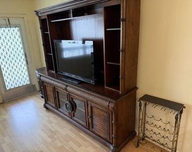 58 Tilford C - Photo Thumbnail 4