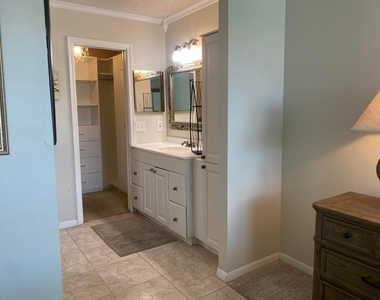 1 Royal Palm Way - Photo Thumbnail 24