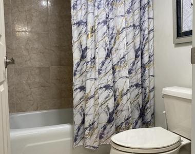 1 Royal Palm Way - Photo Thumbnail 27