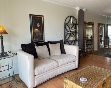 1 Royal Palm Way - Photo Thumbnail 19