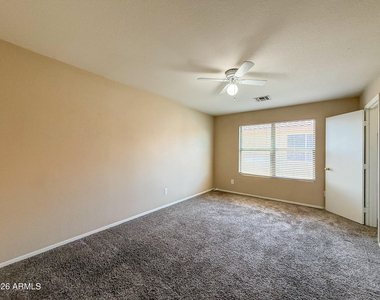 583 W Racine Loop - Photo Thumbnail 21