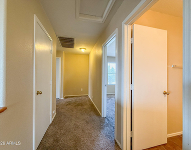 583 W Racine Loop - Photo Thumbnail 17
