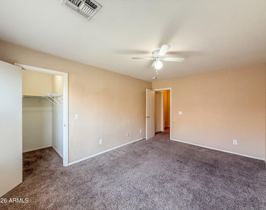 583 W Racine Loop - Photo Thumbnail 22